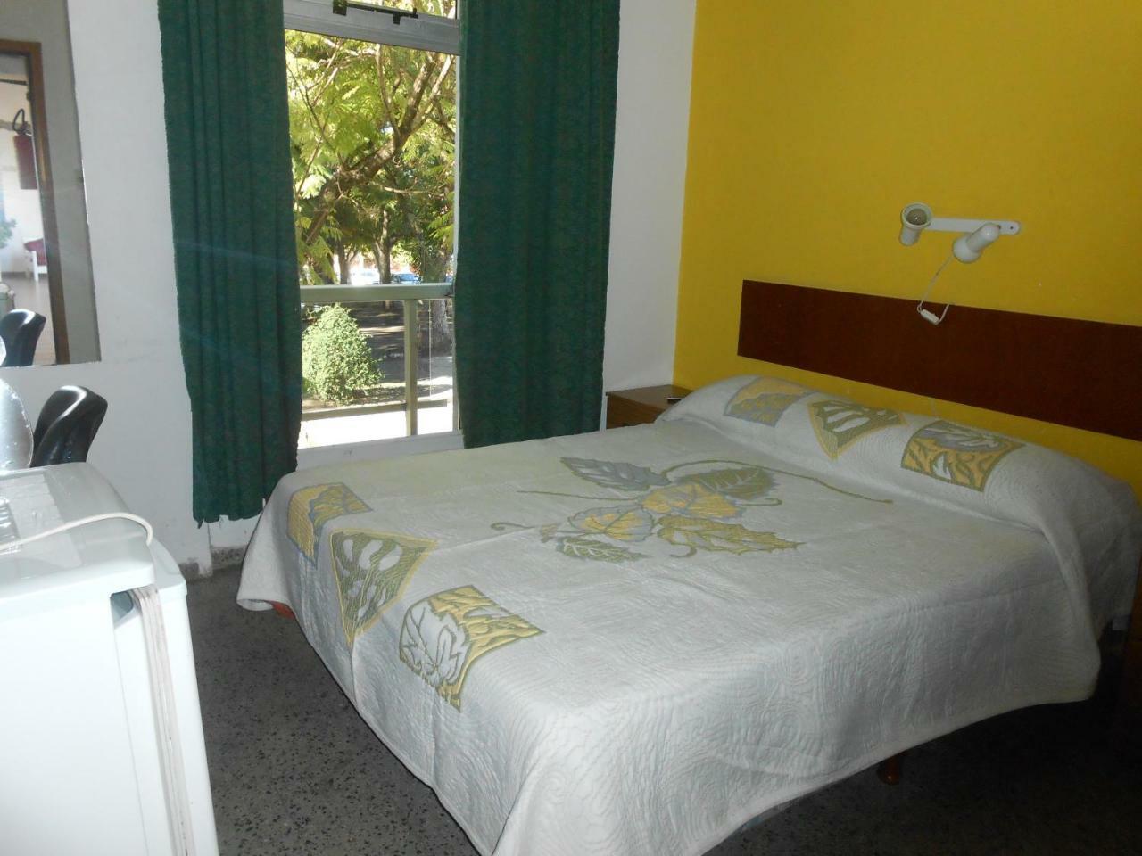 Hotel 25 De Mayo Fray Bentos Eksteriør bilde