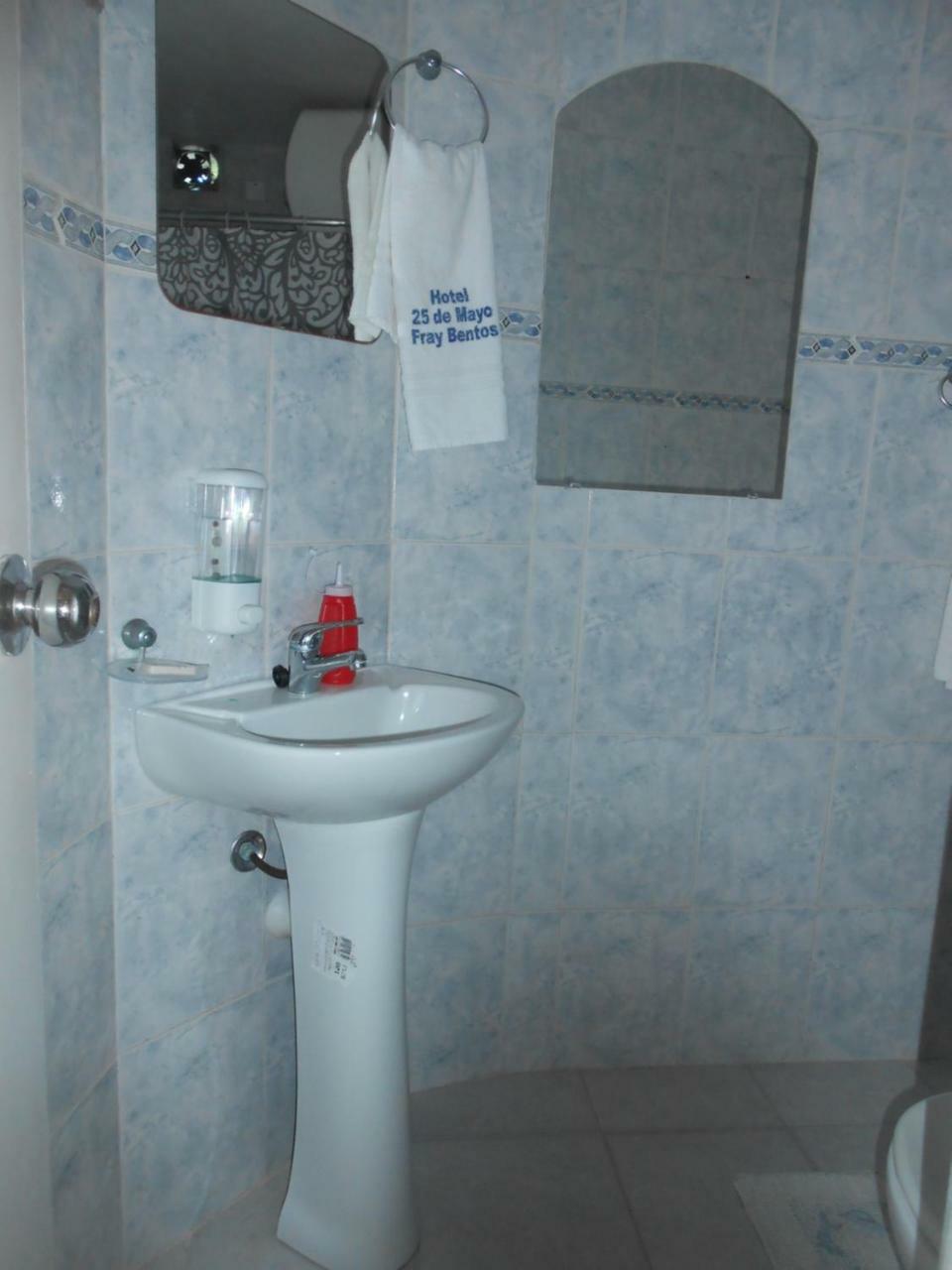 Hotel 25 De Mayo Fray Bentos Eksteriør bilde